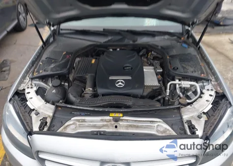 2018 Mercedes-Benz C 300 from USA, damaged, VIN 55SWF4JB7JU238641